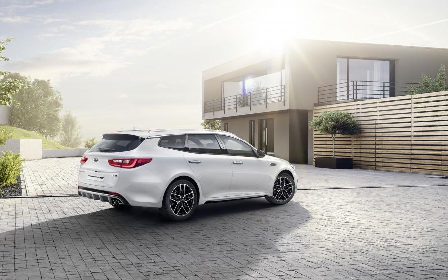  Kia Optima Sportswagon GT Line (JF) 2018 года  (WW) (фото 2 из 44)